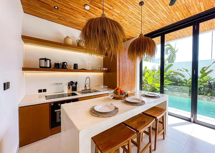 Casa Petak 4 - Charming 2br Tropical Villa, Bright & Modern In Pererenan *