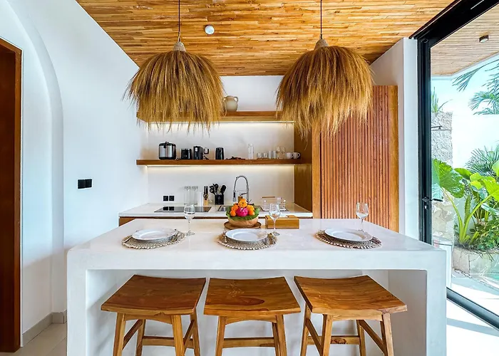 Casa Petak 4 - Charming 2br Tropical Villa, Bright & Modern In Pererenan فيلة